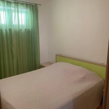 Гостевой дом Apartmani Petra I Igor Макарска