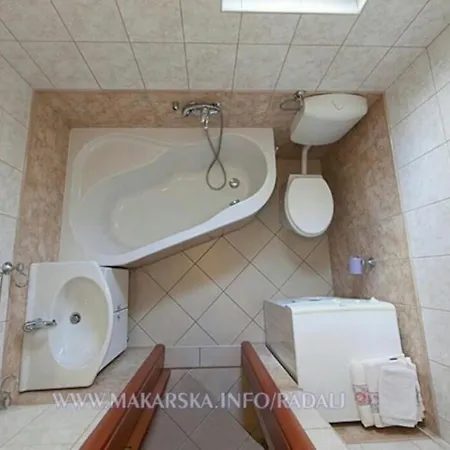 Гостевой дом Apartmani Petra I Igor 3*