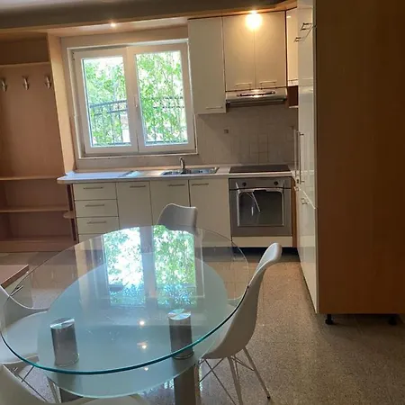 Apartmani Petra I Igor Гостевой дом 3*