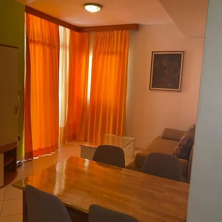 Гостевой дом Apartmani Petra I Igor 3*