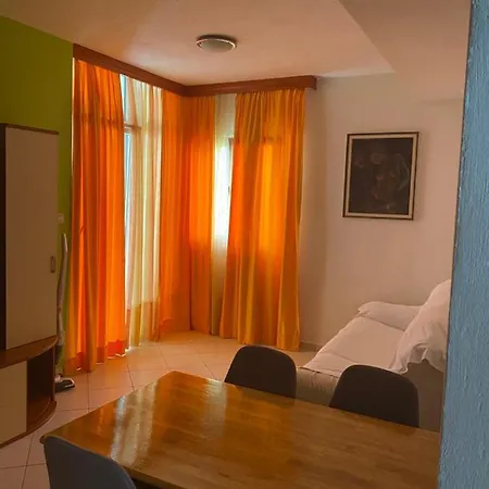 Гостевой дом Apartmani Petra I Igor 3*