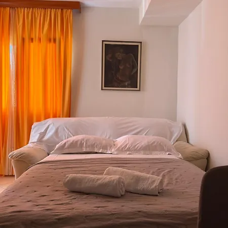 Apartmani Petra I Igor Макарска