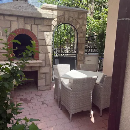 Apartmani Petra I Igor Гостевой дом