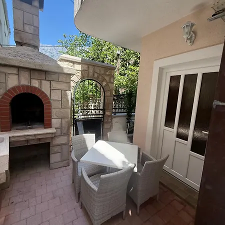Apartmani Petra I Igor 3*
