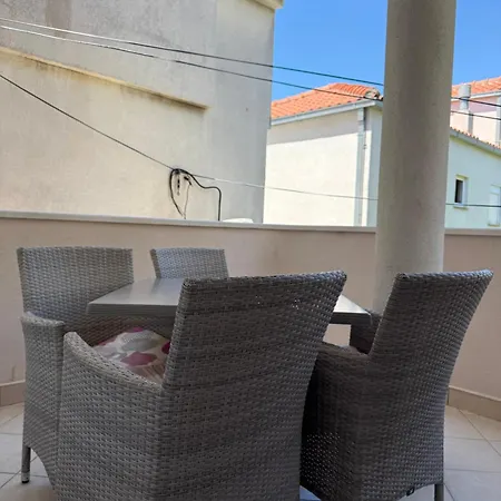 Apartmani Petra I Igor Макарска