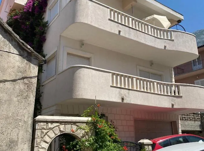 Πανσιόν Ivamia 3*